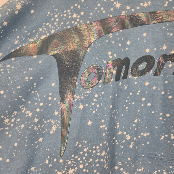 2024 Disney Parks Tomorrowland Blue Spirit Jersey – Magic Kingdom Size Large NWT - Picture 9 of 16